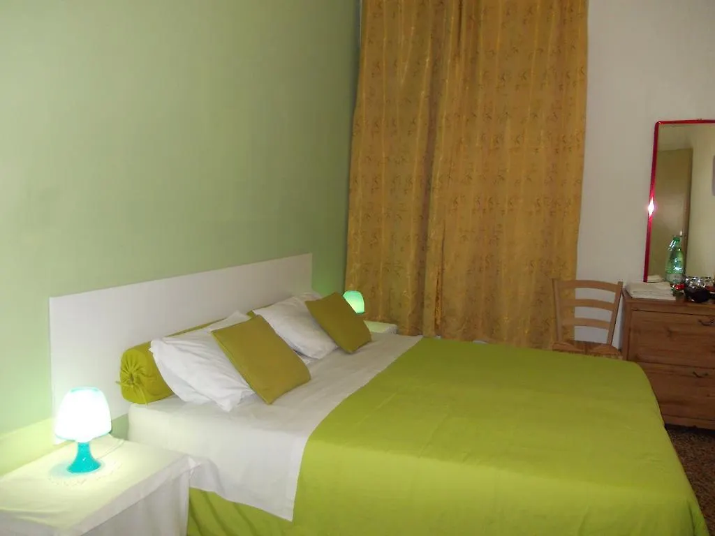 Travellers Lodge Bed & Rooms Treviso 0*,  Italien